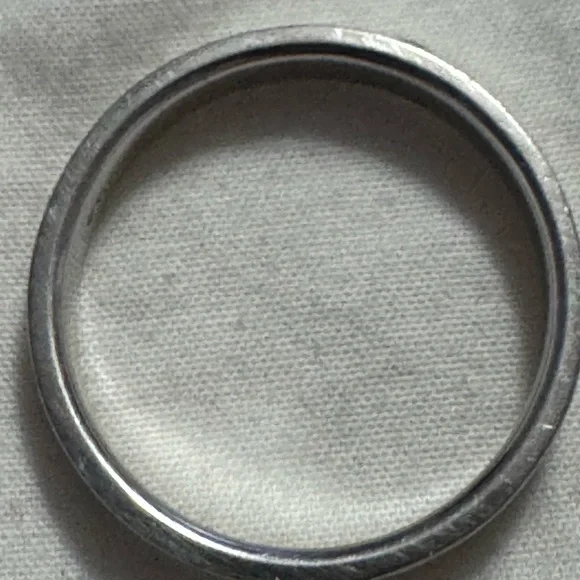Tiffany & Co. Platinum Satin Finished Men’s Wedding Band Size 10 - Picture 3 of 7